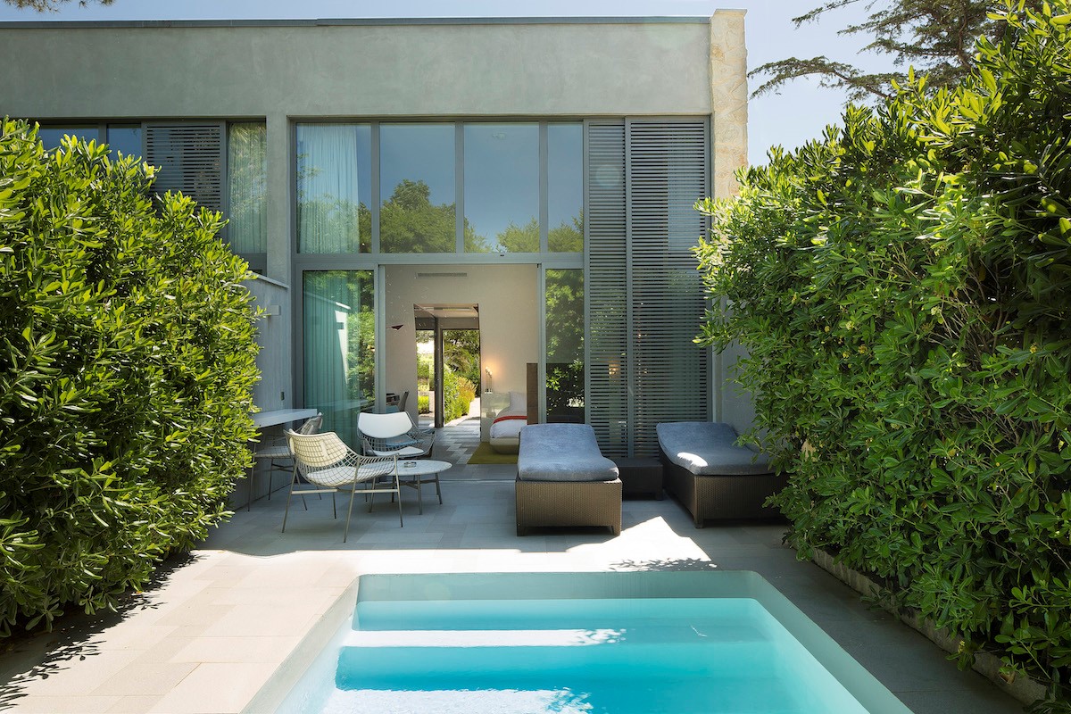 mini-piscine Hotel Sezz.jpg